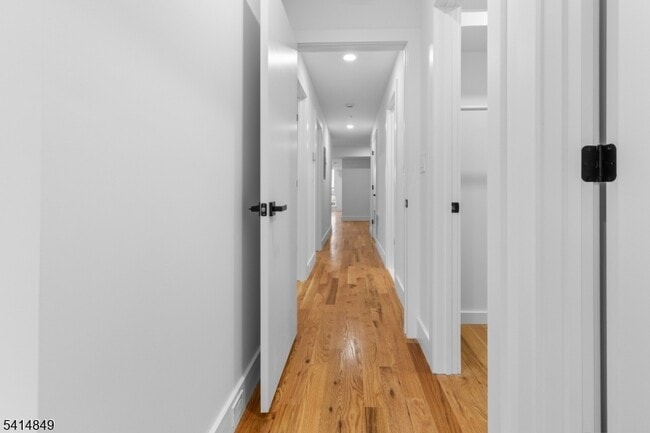 Building Photo - 37 S 7th St