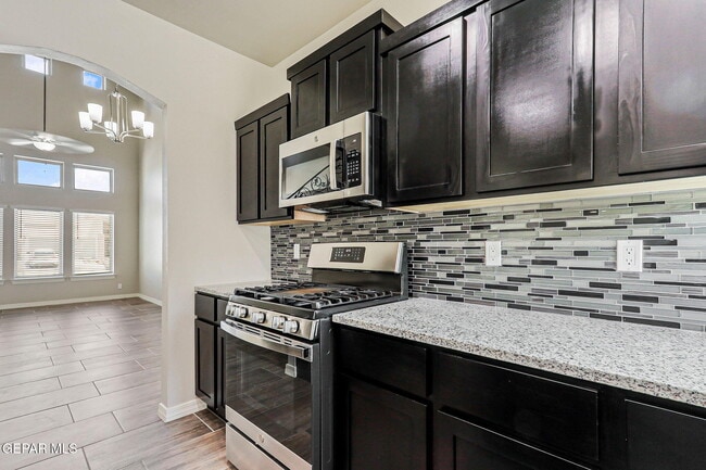 Building Photo - 12804 Linstead Ave
