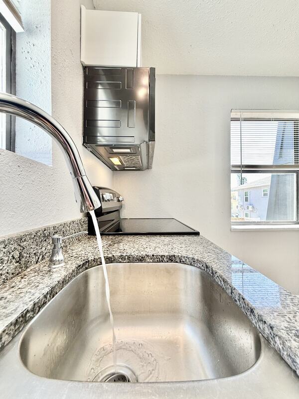 Building Photo - 14125 Palm St