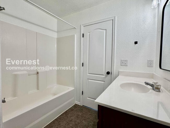 Building Photo - 4019 W 103rd Ct S