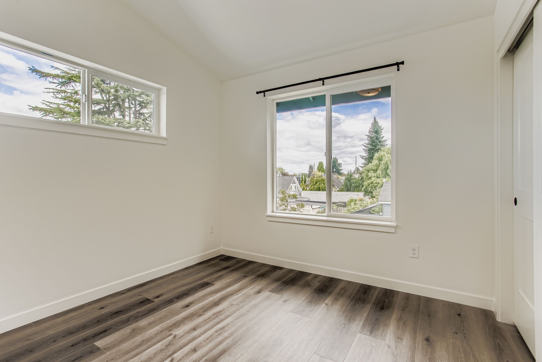 Building Photo - 4465 SE 28th Pl