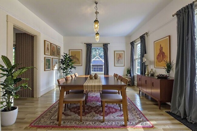 Dining room decorated - 4904 NE 16th Ave