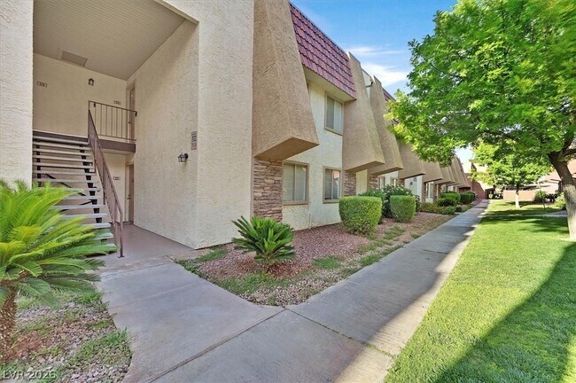 Building Photo - 5493 Indian River Dr