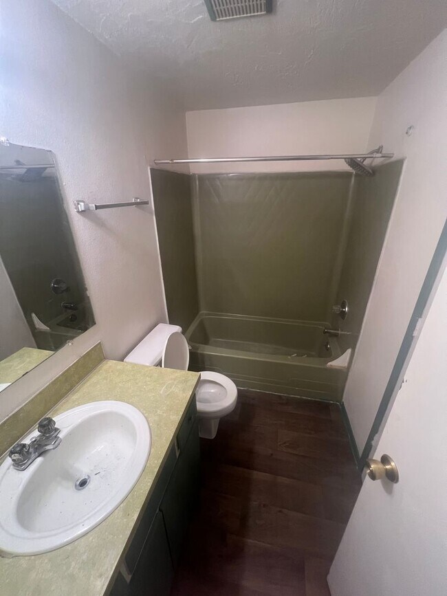 Primary Photo - milm37