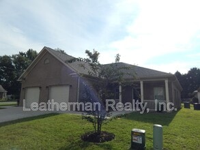 Building Photo - 408 Senate St