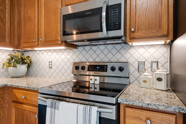 New Tile Backsplash - 1101 Downs Blvd