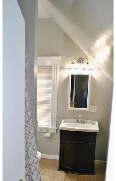 Building Photo - 2335 Wheeler St