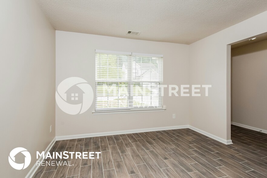 Building Photo - 6734 Brookfield Way