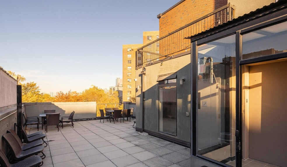 Building Photo - 1782 Lexington Ave