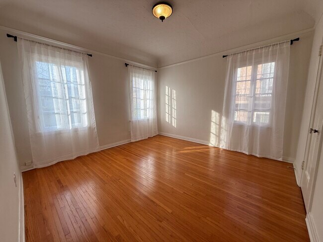 Bedroom 1 - 1437 S Holt Ave