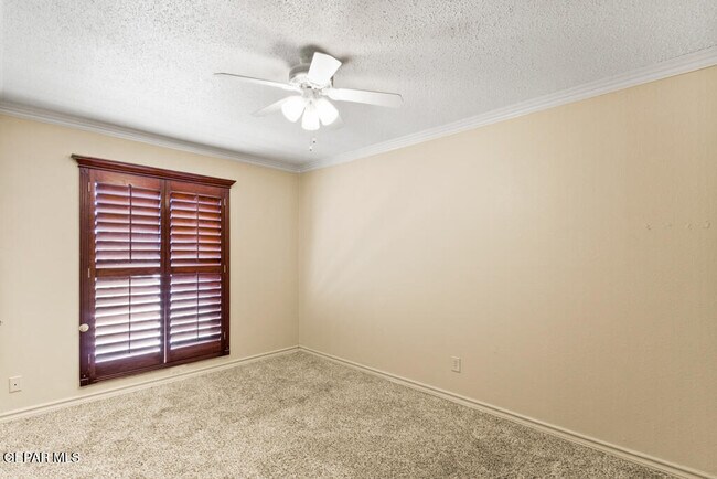 Building Photo - 10325 Cardigan Dr