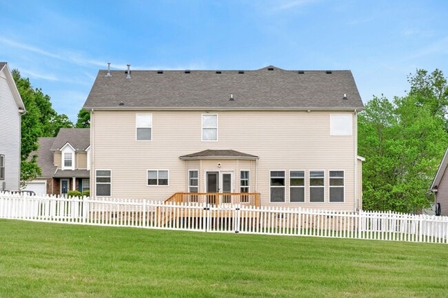 Building Photo - 183 Vintage Cir
