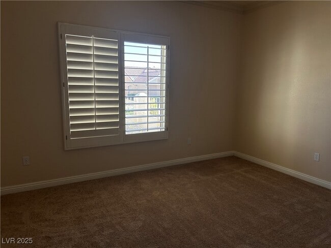 Building Photo - 10041 Woodhouse Dr