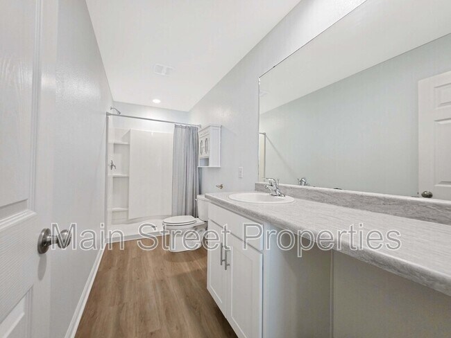 Building Photo - 6465 June Bug Dr