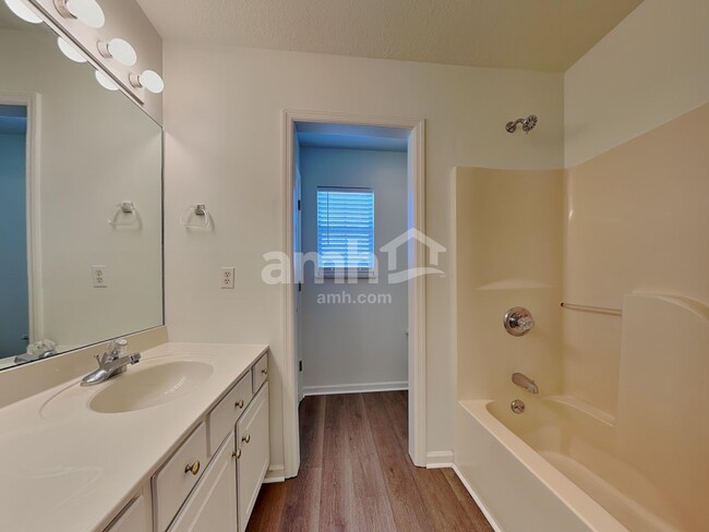 Building Photo - 9406 Hoyle Beals Dr