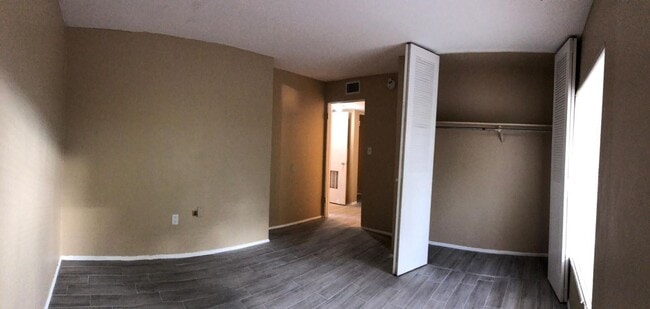 Building Photo - 1830 Maravilla Ave