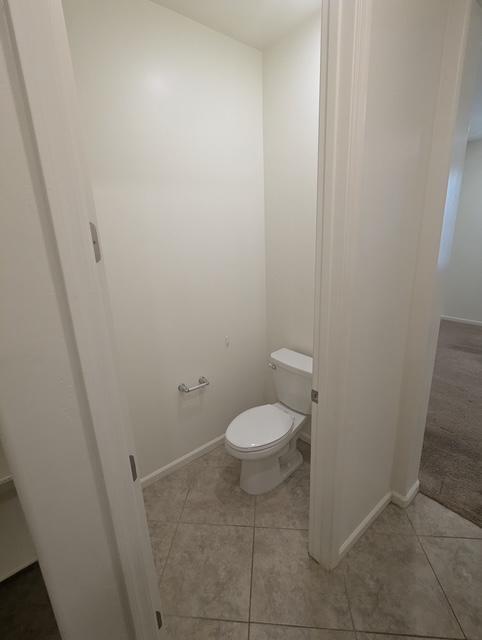 Building Photo - 10242 S Pantano Knolls Dr