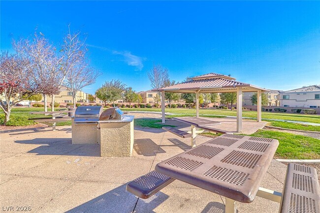 Building Photo - 3912 Smokey Fog Ave