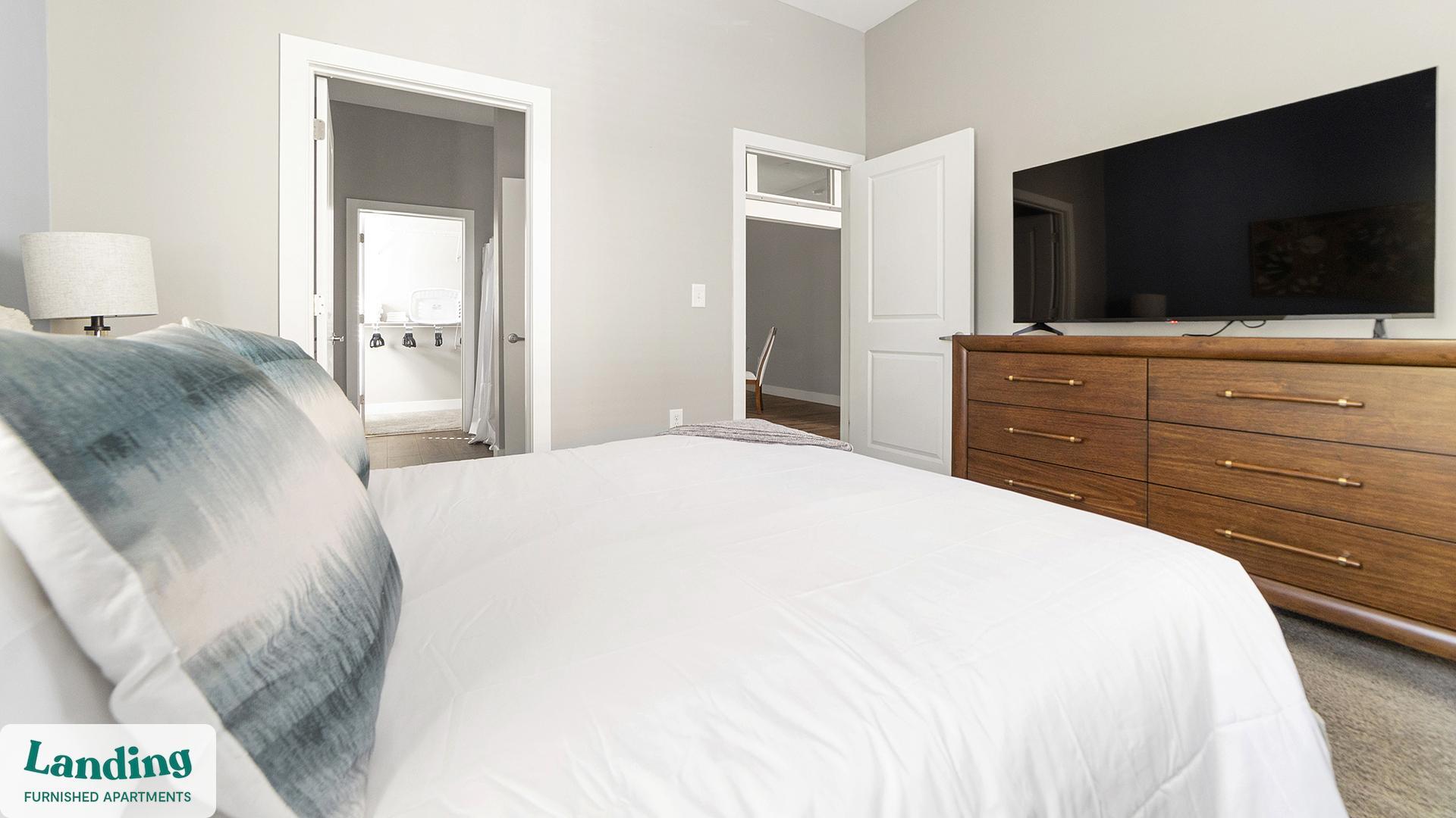 Building Photo - 41 E 9th Ave