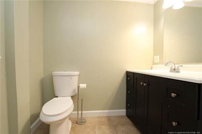 Building Photo - 1427 Seminole Trail