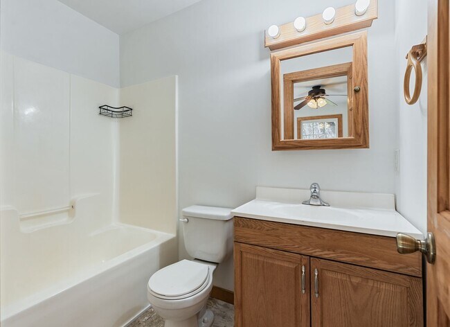 Building Photo - Fabulous Home near Silk Hope Chatham County - Cabin living close to Shakori