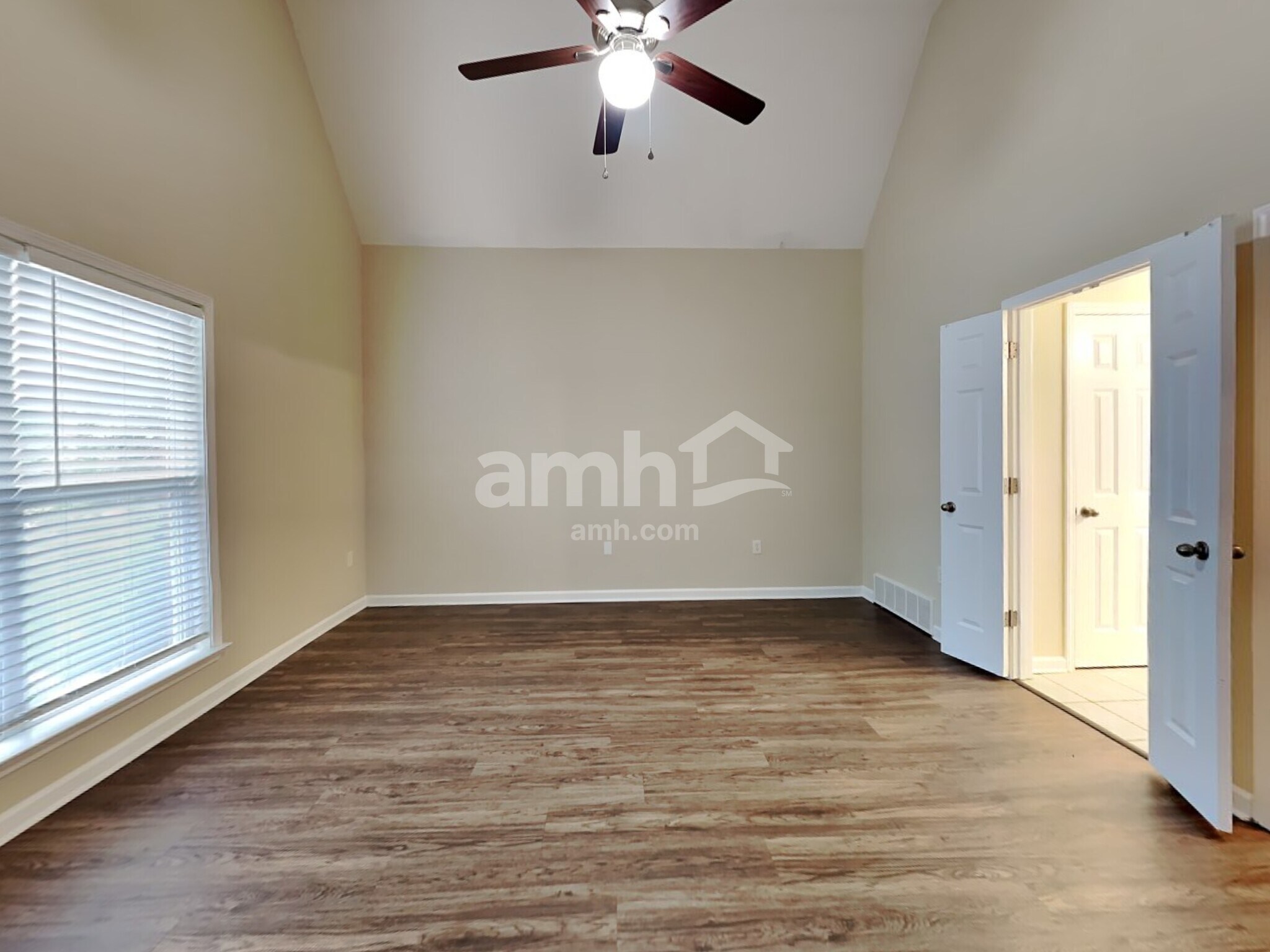 Building Photo - 1166 Havenwood Dr