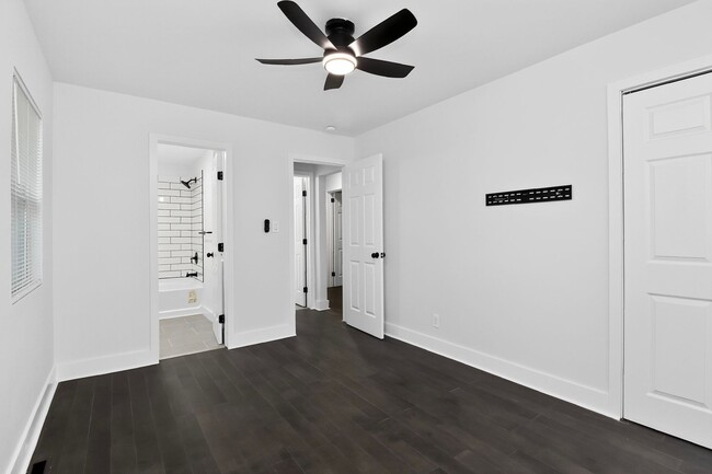 Building Photo - Charming 3BR/2BA Home located in NoDa!