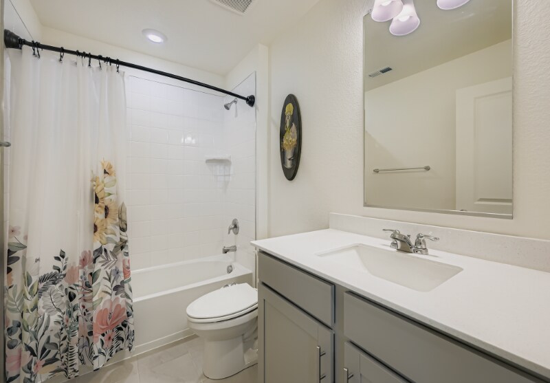 Building Photo - 16270 Mountain Flax Dr