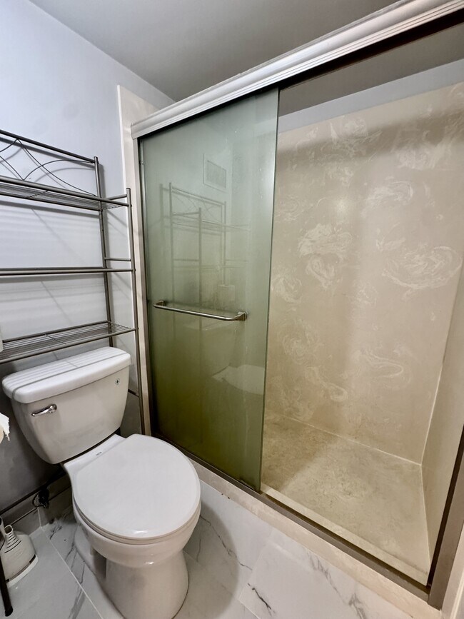 Building Photo - 98-500-500 Koauka Loop