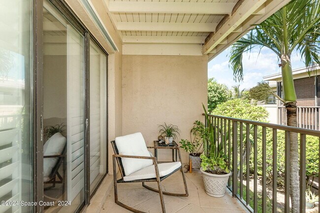 Building Photo - Charming 2-bedroom, 1-bathroom condo