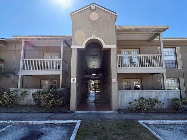 Building Photo - 425 Wymore Rd