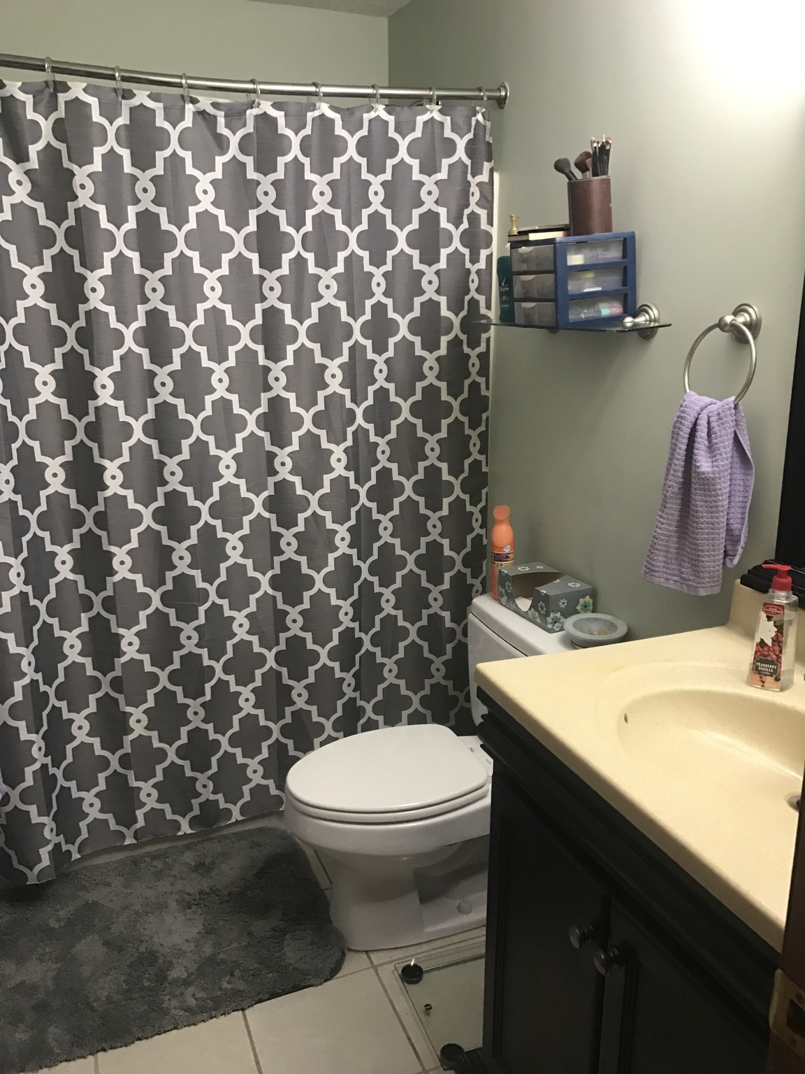 Full Bath - 710 Main St
