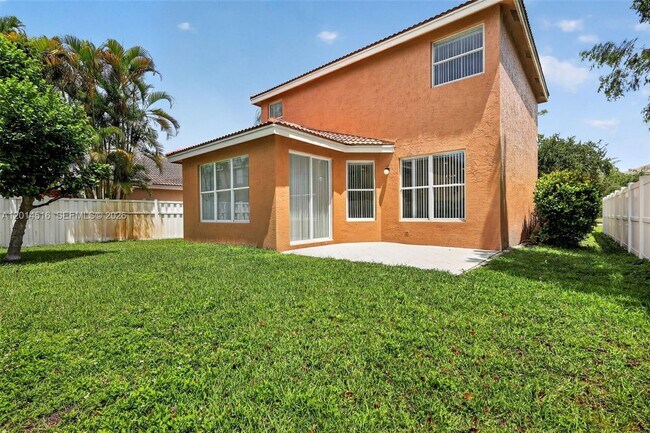 Building Photo - 16398 SW 27th St