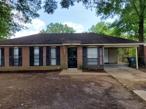 Building Photo - 591 Brockwood Ave