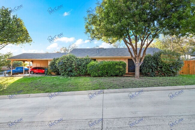 Primary Photo - 5002 Geddes Ave