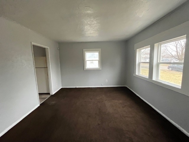 Building Photo - 233 S Chicago St