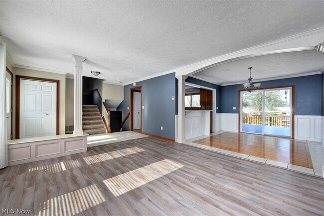 Building Photo - 13286 Boston Rd