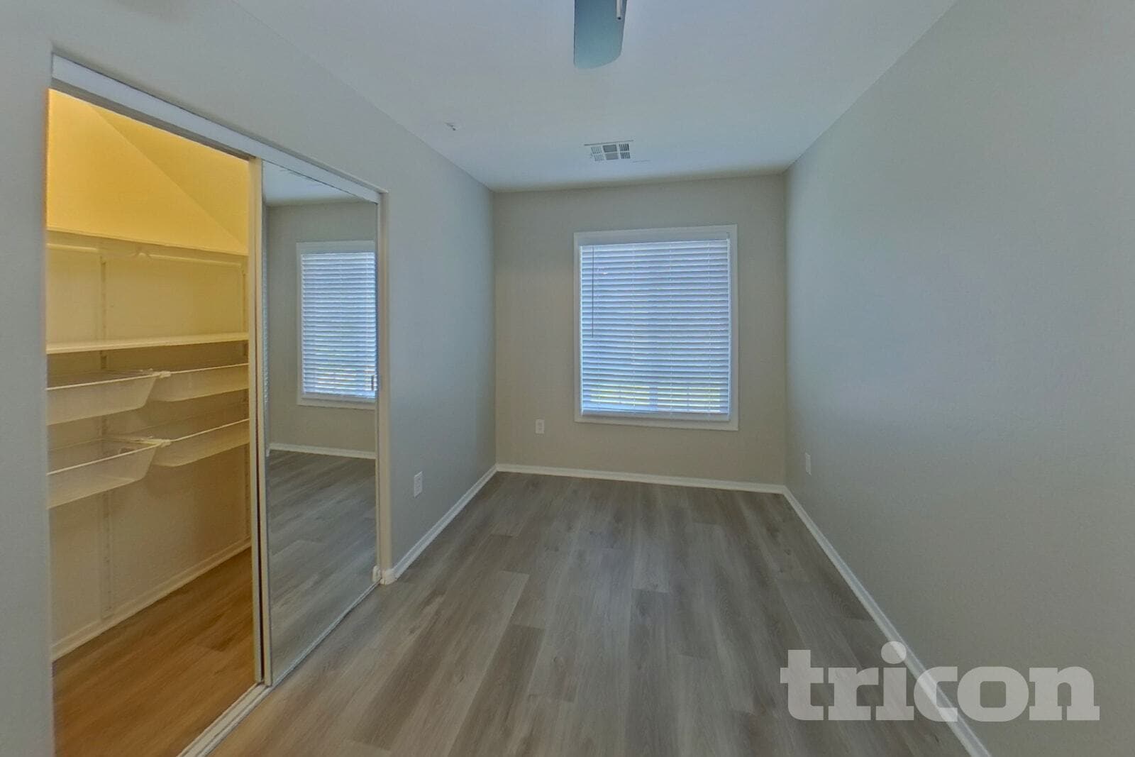 Building Photo - 1353 S Sabino Dr