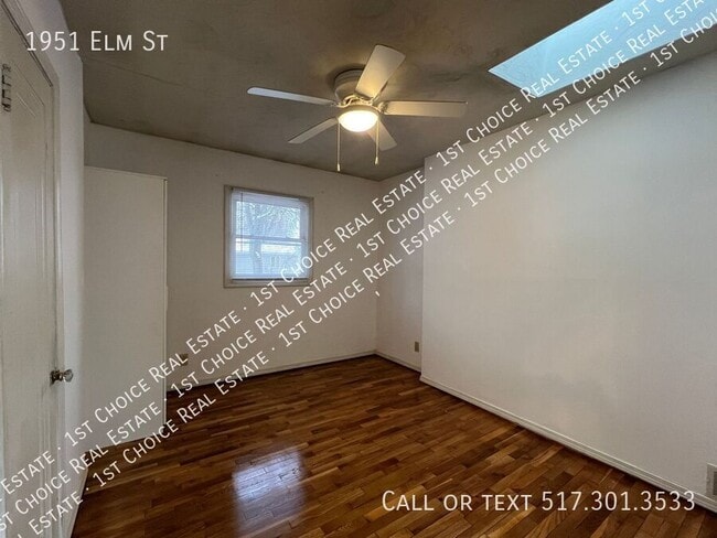 Building Photo - 1951 Elm St