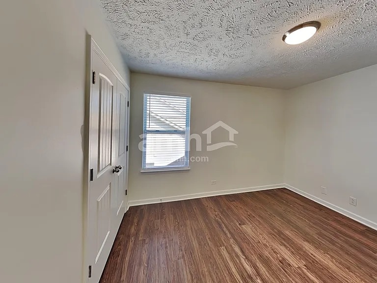 Building Photo - 3508 Oval Hesson Lane
