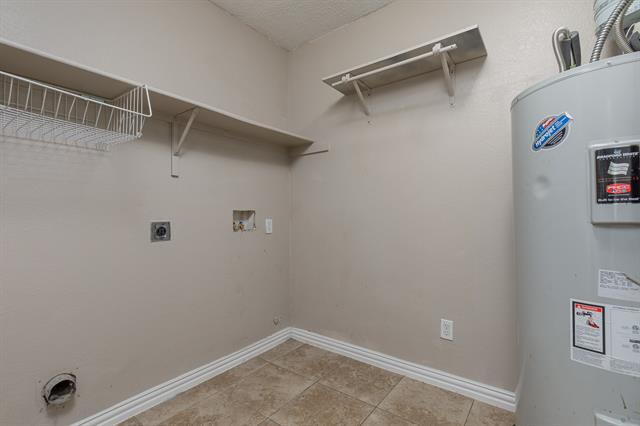 Building Photo - 2228 Bradford Pear Dr