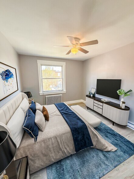 Building Photo - 4358 Shamrock Ave