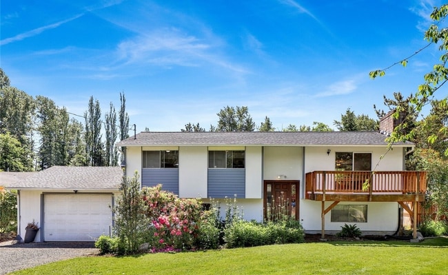 Primary Photo - Spacious 4 Bedroom, 2 Bathroom Home