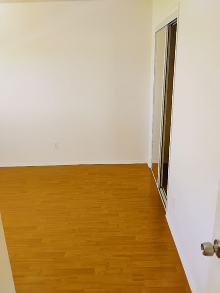 Building Photo - 2937 S Orange Dr