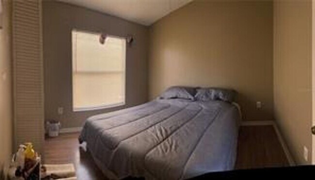 Building Photo - 751 Country Woods Cir