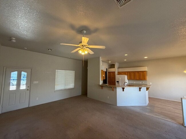 Building Photo - 3 BED 2 BATH IN YUMA EAST!