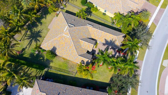 Building Photo - 3352 Siena Cir