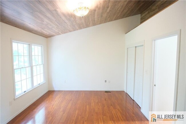 Building Photo - 56 Coriander Dr