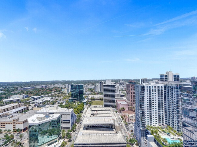 Building Photo - 100 E Las Olas Blvd