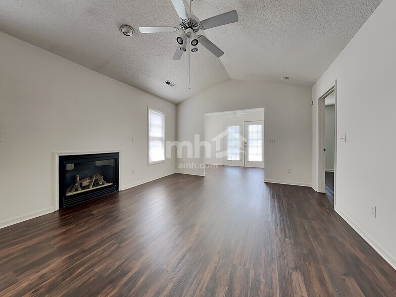 Building Photo - 181 Cameron Way Cir